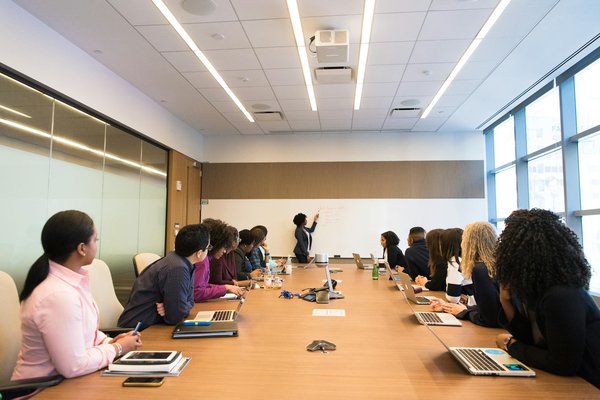 Comment l'Innovation Peut Transformer les Défis des Entreprises en Opportunités de Croissance